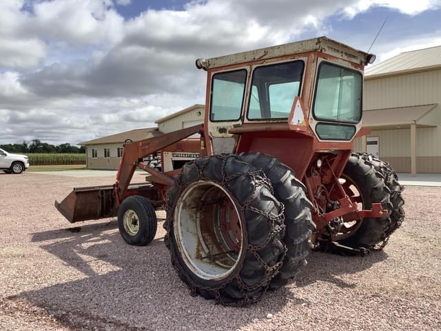 Image of International Harvester 656 equipment image 1