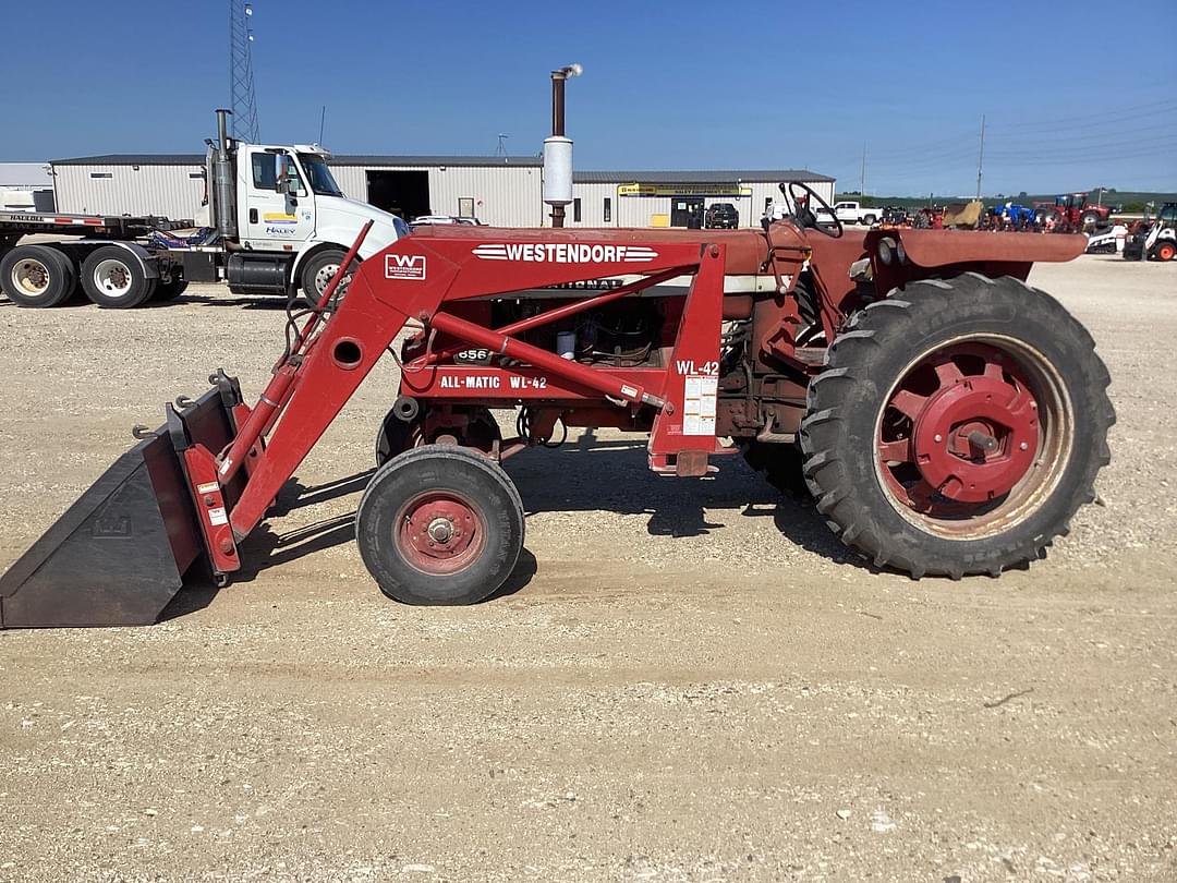 Image of International Harvester 656 Primary image