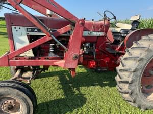 International Harvester 656 Image