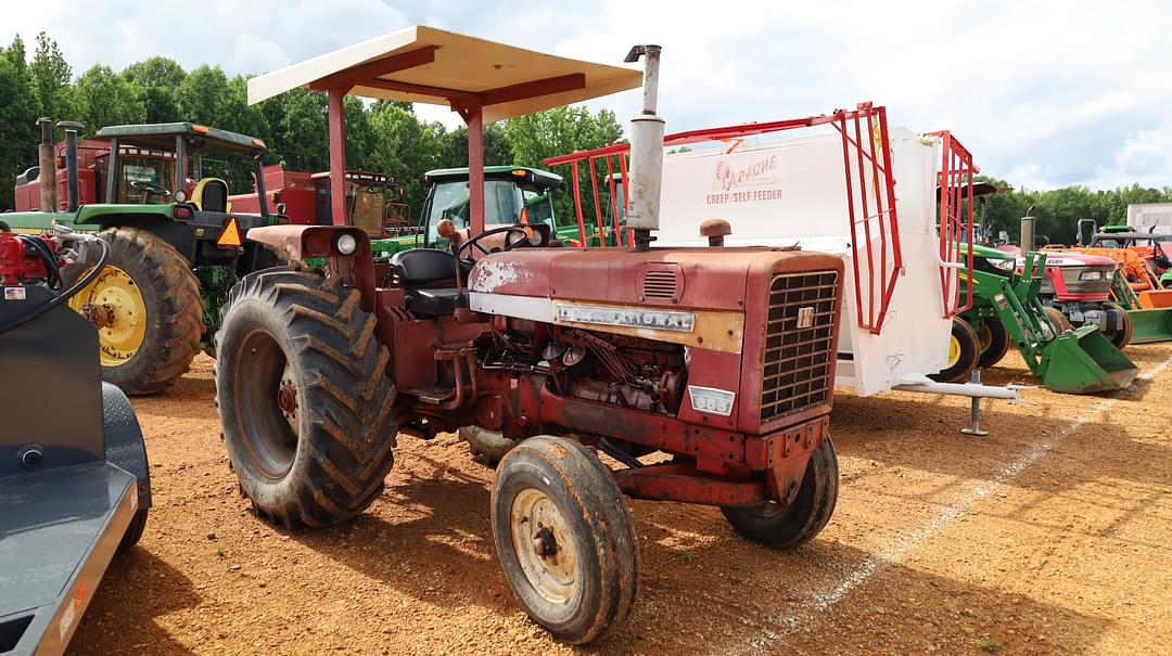 Image of International Harvester 656 Primary image