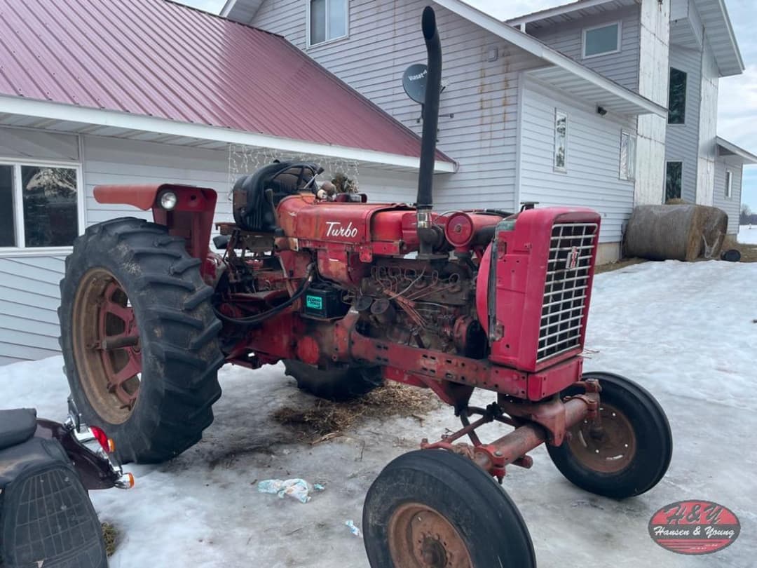 Image of International Harvester 656 Primary image