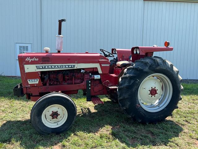 Image of International Harvester 656 equipment image 1