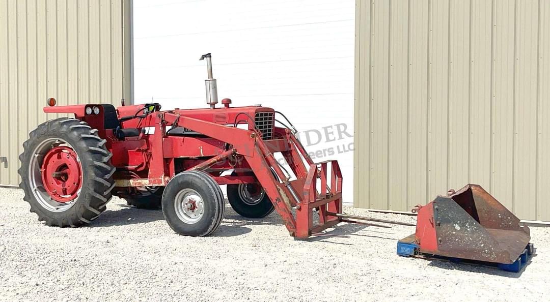 Image of International Harvester 656 Primary image