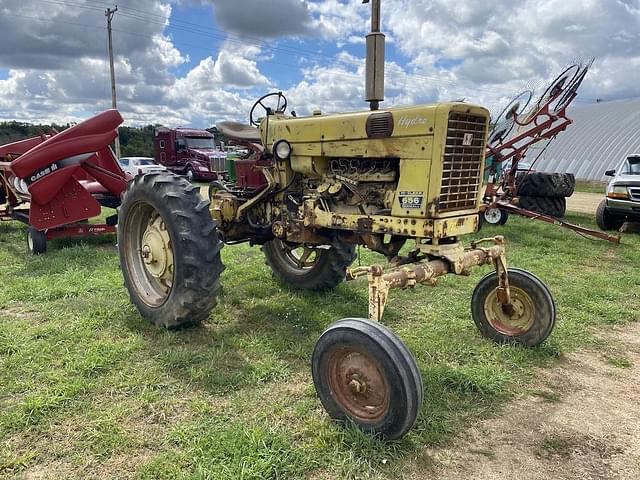 Image of International Harvester 656 equipment image 1