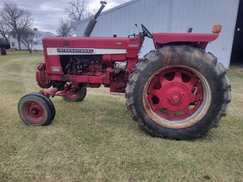 Main image International Harvester 656