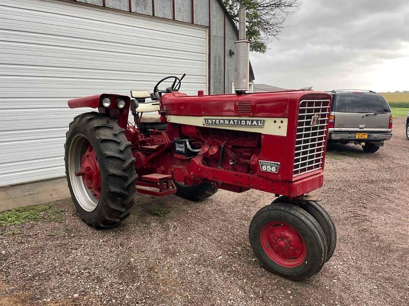 Image of International Harvester 656 Primary image