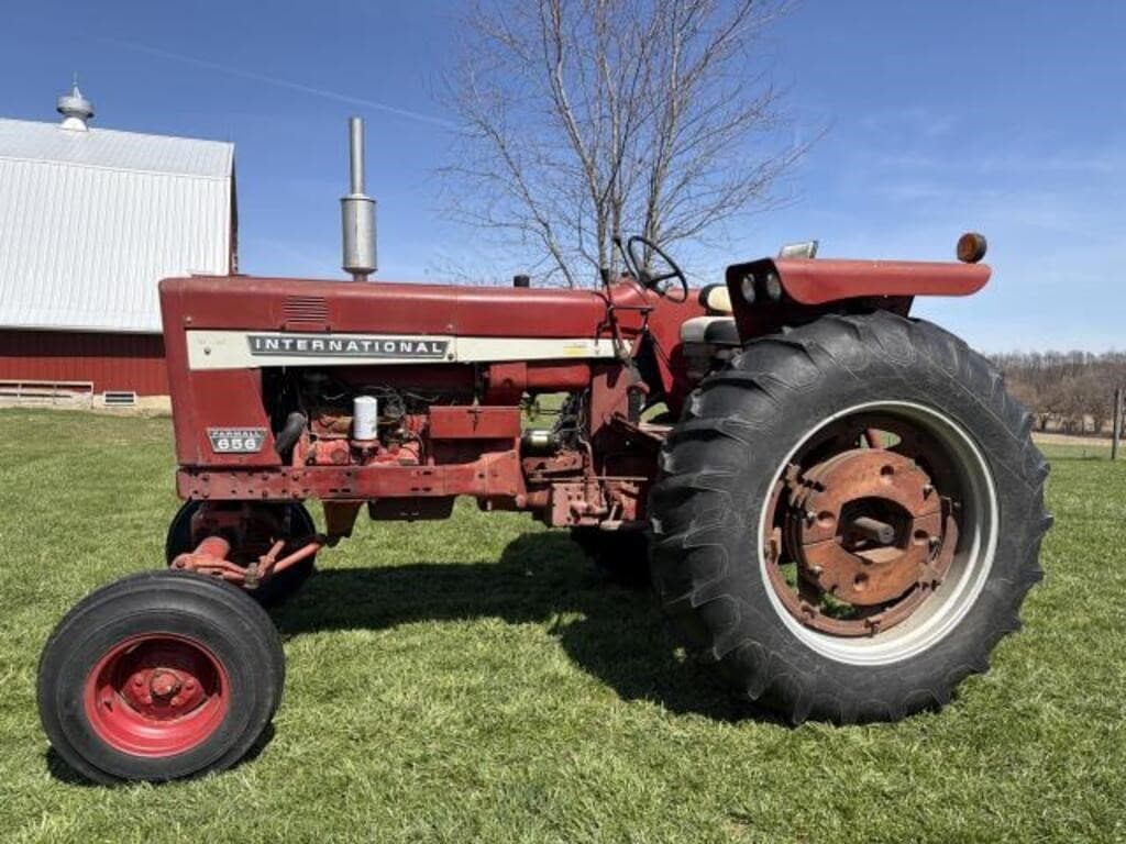 Image of International Harvester 656 Primary image