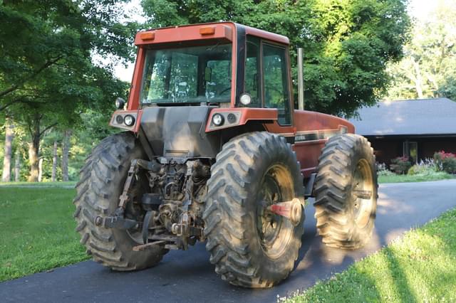 Image of International Harvester 6588 equipment image 3