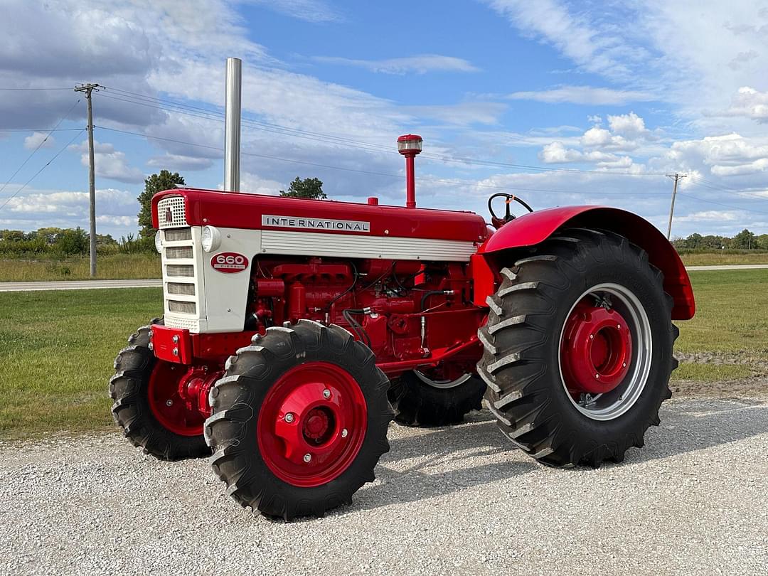 Image of International Harvester 660 Primary image