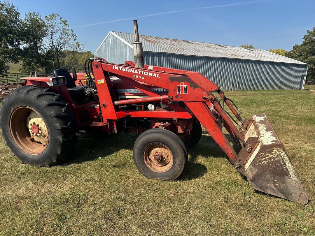Image of International Harvester 674 Primary image