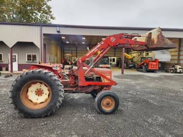 Main image International Harvester 674