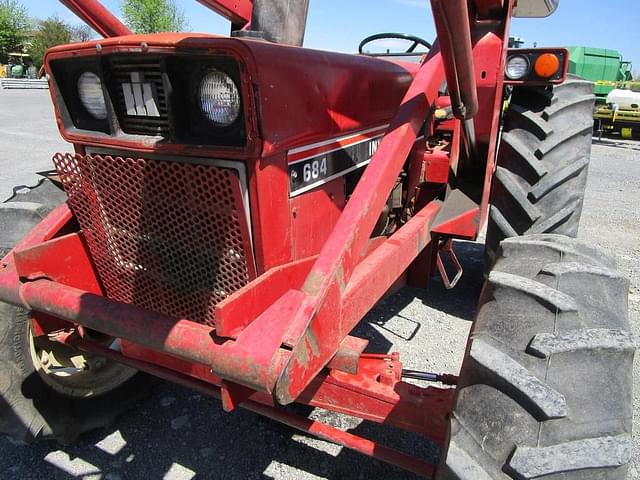 Image of International Harvester 684 equipment image 1
