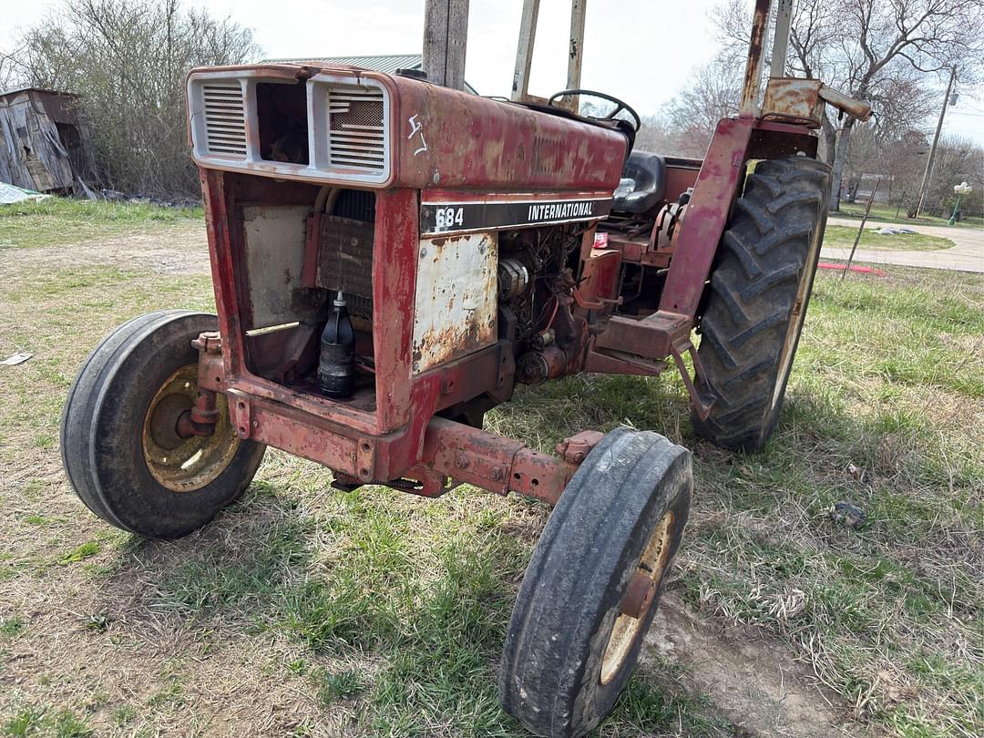 Image of International Harvester 684 Primary image