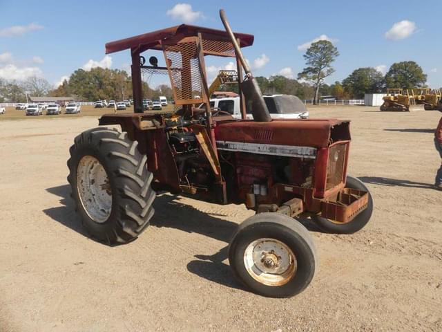 Image of International Harvester 684 equipment image 1