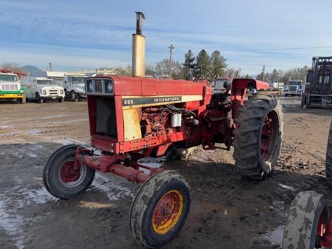 Image of International Harvester 686 Primary image