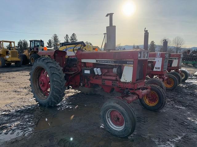 Image of International Harvester 686 equipment image 2