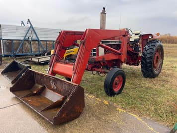 Main image International Harvester 686