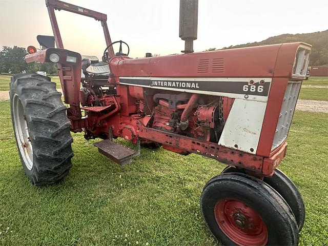 Image of International Harvester 686 equipment image 1