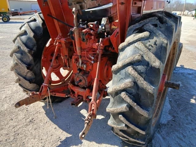 Image of International Harvester 686 equipment image 4