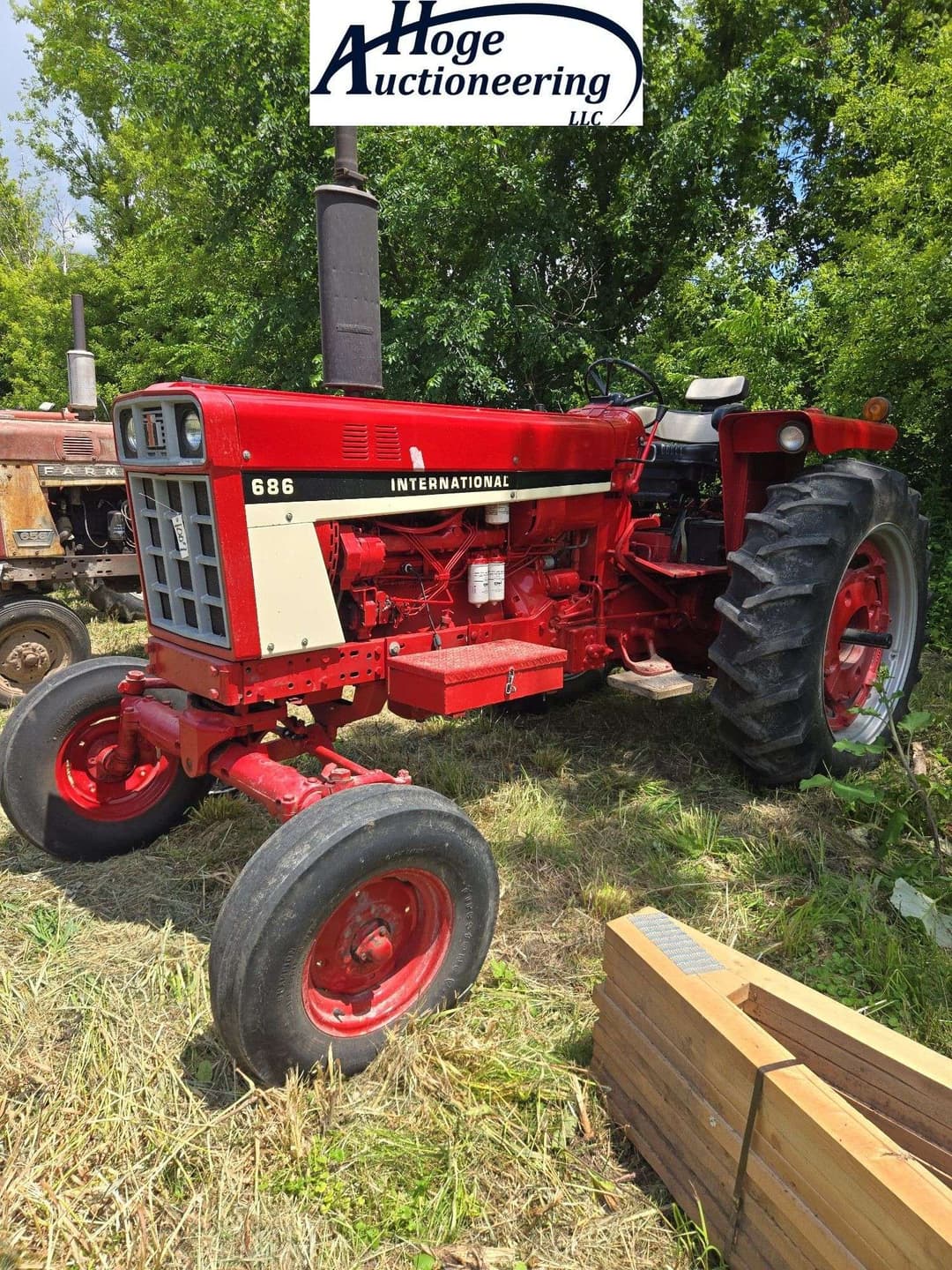 Image of International Harvester 686 Primary image