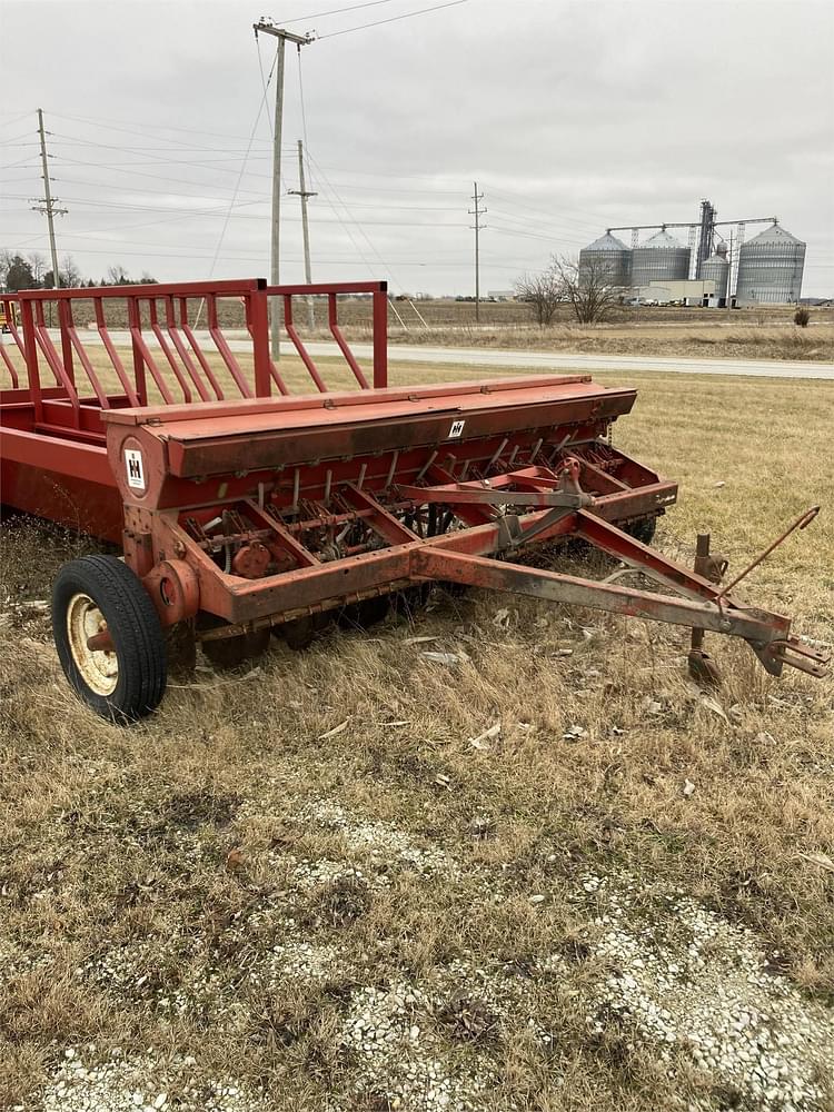 International Harvester Undetermined Equipment Image0
