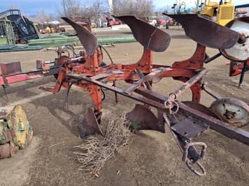 Main image International Harvester 70