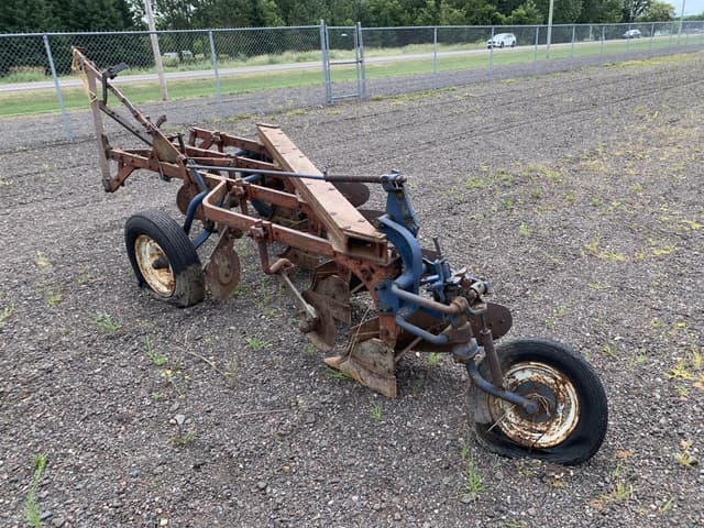 Image of International Harvester 70 equipment image 1