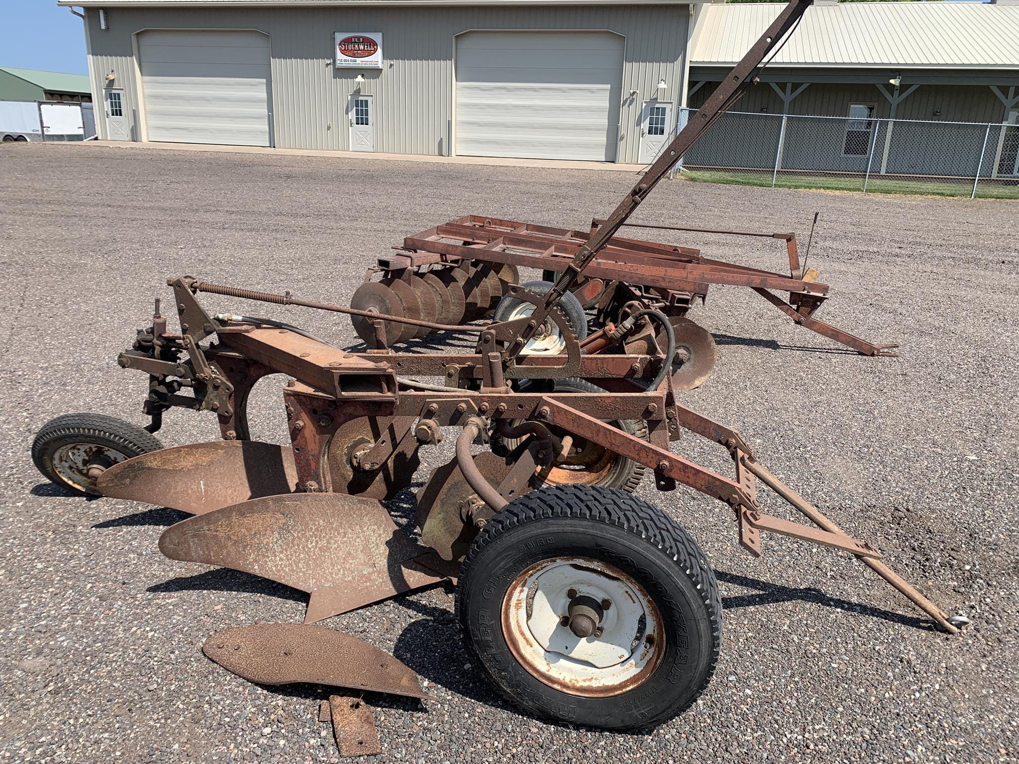 International Harvester 70 Equipment Image0