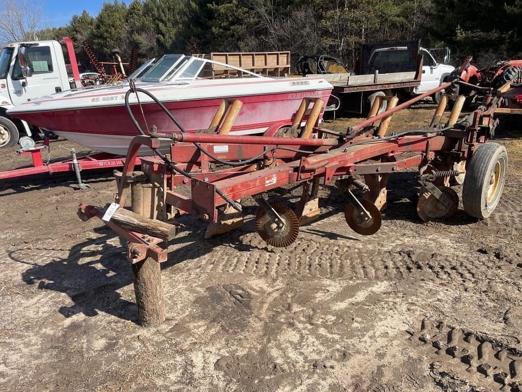 Image of International Harvester 700 Primary image