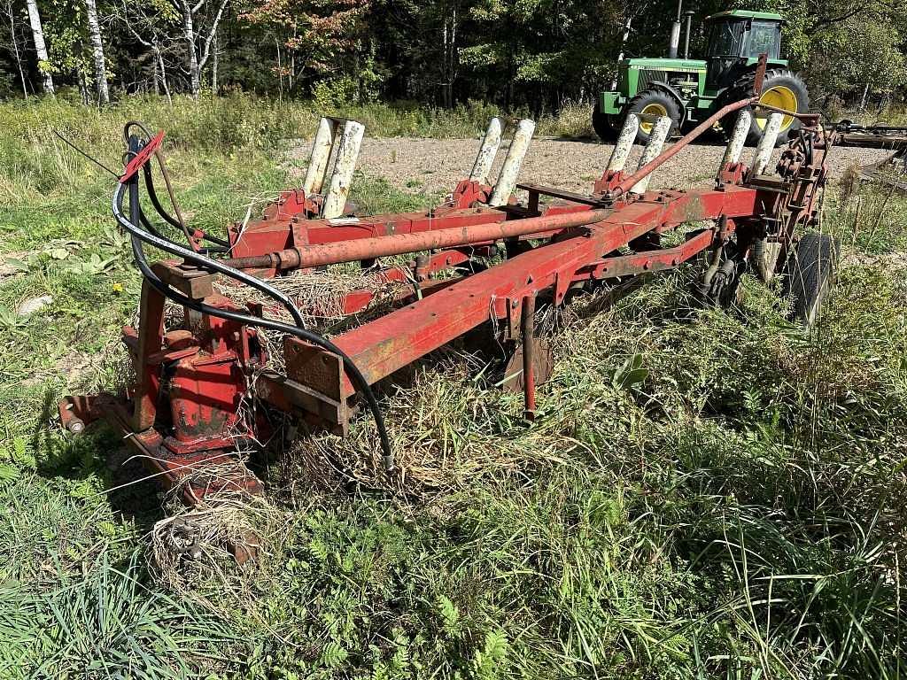 Image of International Harvester 700 Primary image