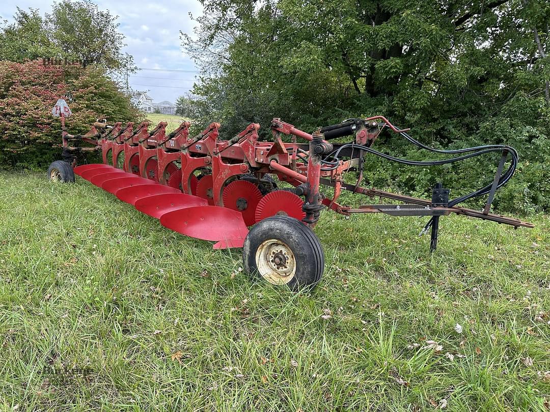 Image of International Harvester 700 Primary image