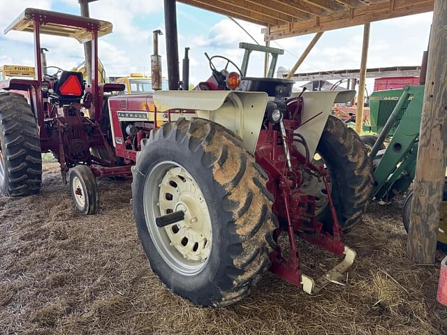 Image of International Harvester 706 equipment image 1
