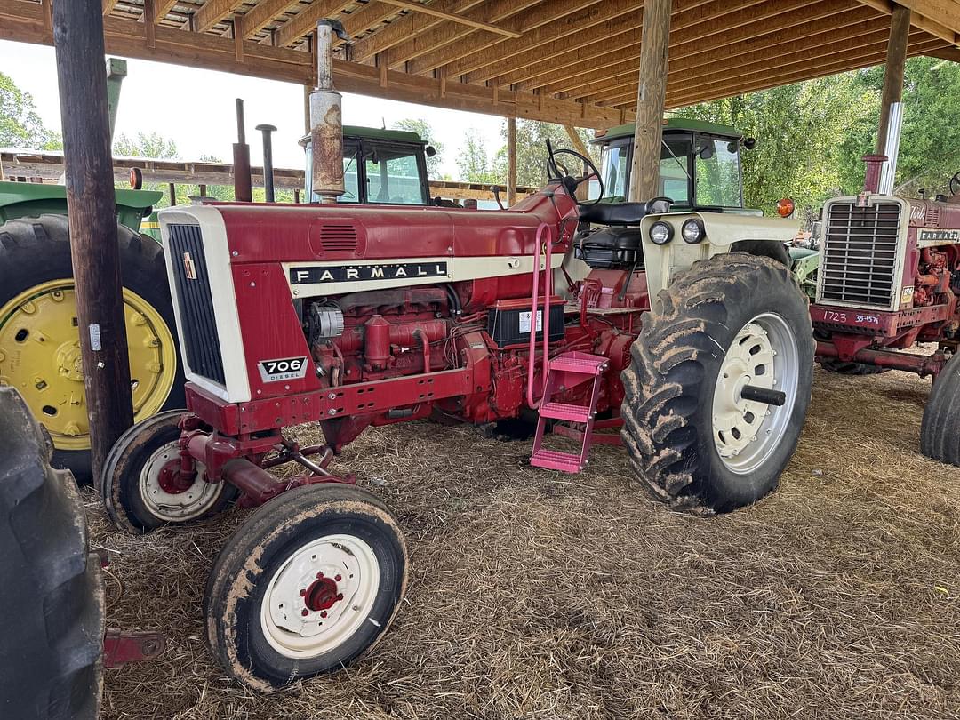Image of International Harvester 706 Primary image