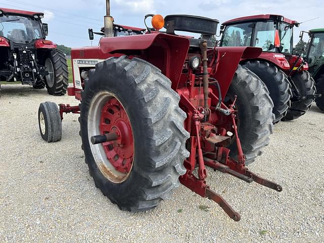 Image of International Harvester 706 equipment image 4