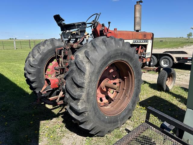 Image of International Harvester 706 equipment image 3