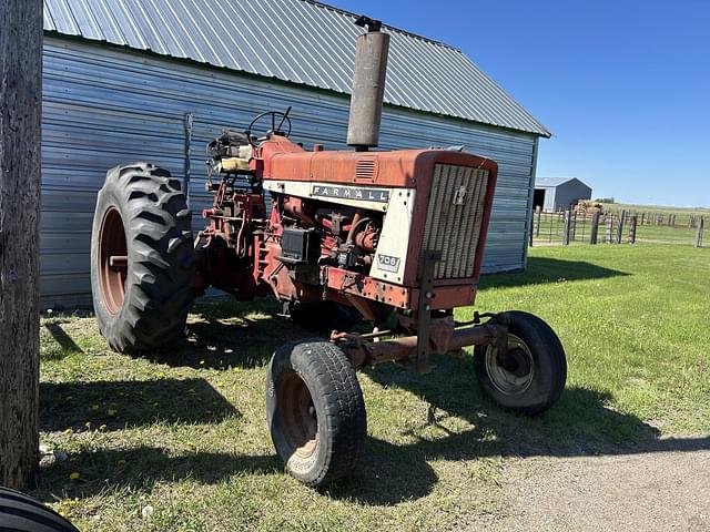 Image of International Harvester 706 equipment image 2