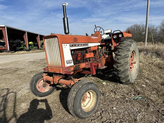 Image of International Harvester 706 equipment image 2