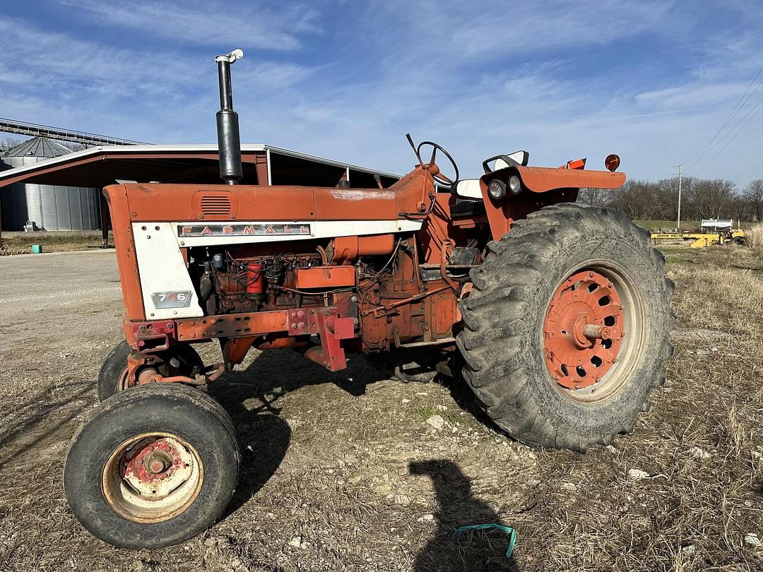 Image of International Harvester 706 Primary image