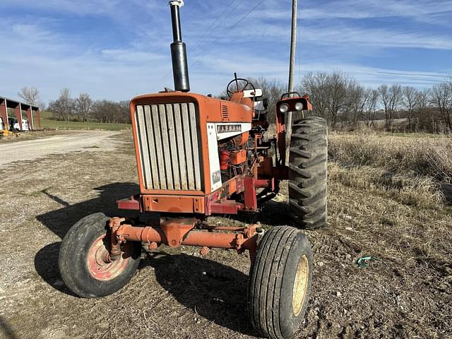 Image of International Harvester 706 equipment image 3