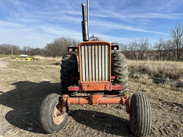 Image of International Harvester 706 equipment image 4