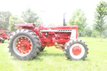 Main image International Harvester 706