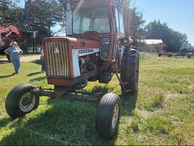 Image of International Harvester 706 equipment image 1