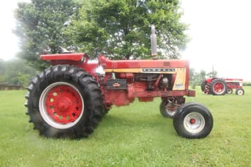 Main image International Harvester 706