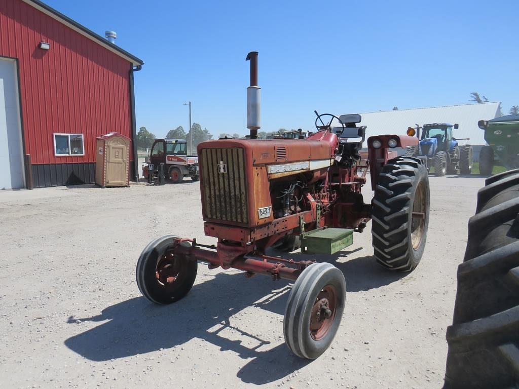 Image of International Harvester 706 Primary image