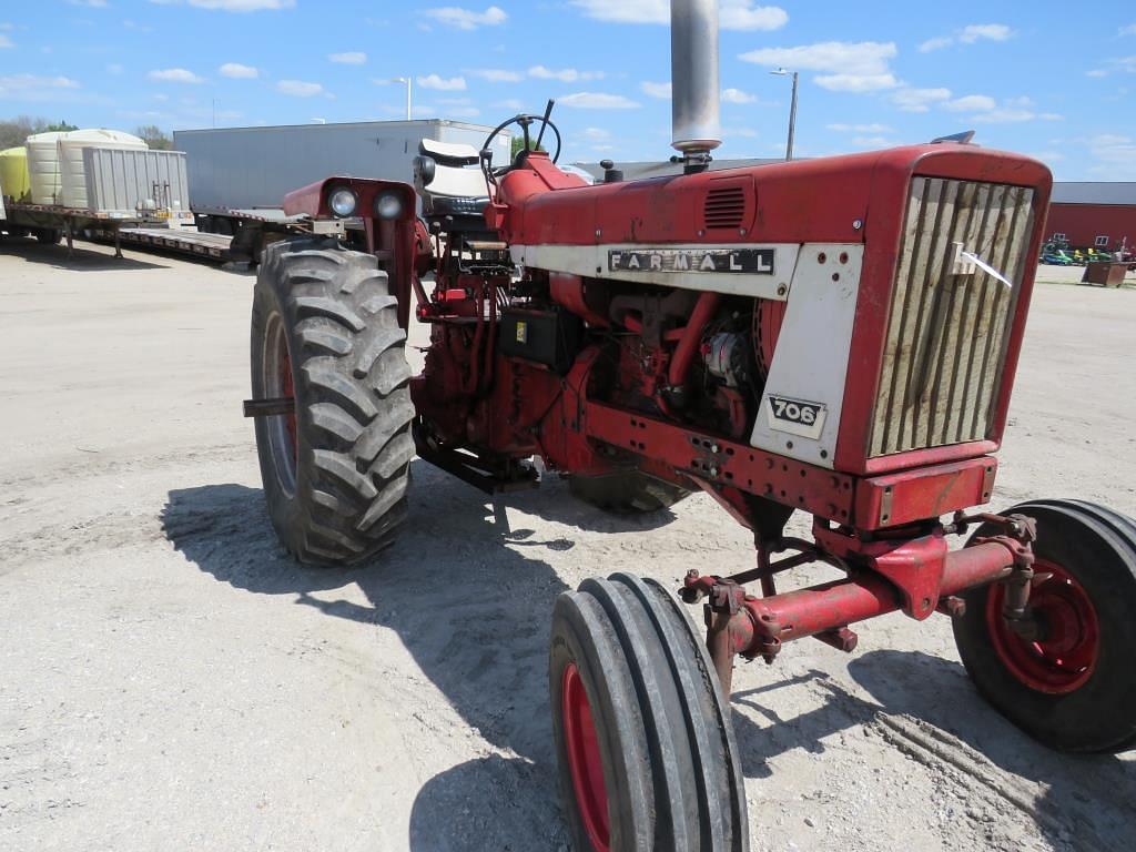 Image of International Harvester 706 Primary image