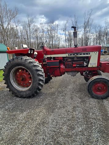 Main image Farmall 706