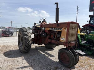 International Harvester 706 Image