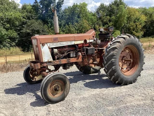 Image of International Harvester 706 equipment image 2