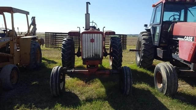 Image of International Harvester 706 equipment image 1