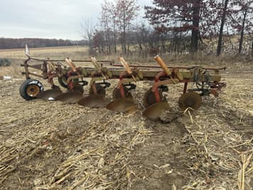 Main image International Harvester 720